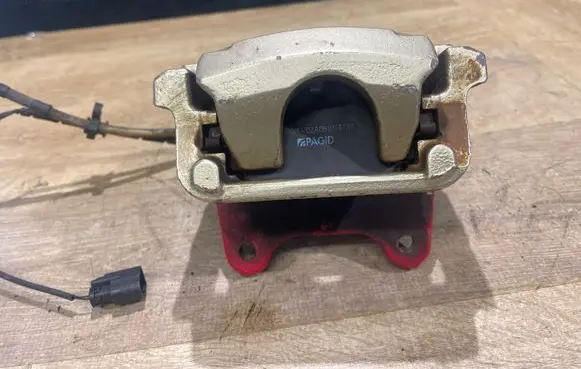 Jaguar F-Type Rear brake caliper 