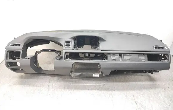 Volvo V70 Dashboard 31271211 12712110 2006090062