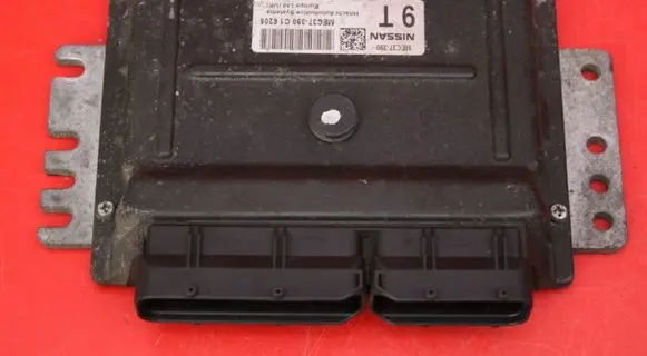 Nissan Micra Engine control unit/module ECU MEC37-390