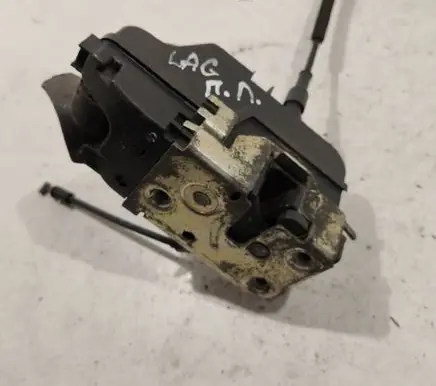 Renault Laguna II Front door lock 000661