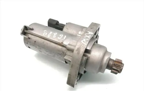 Volkswagen Golf V Starter motor 02M911023M