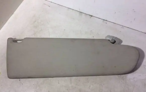 Sun visor