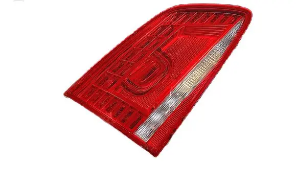 Tailgate rear/tail lights