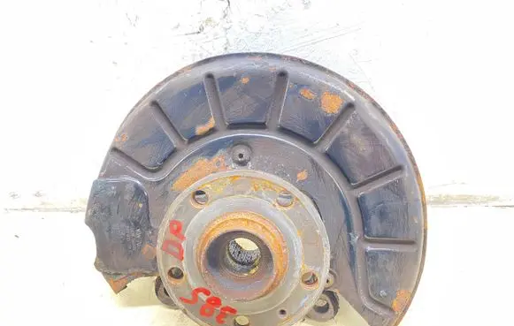 Volkswagen Caddy Front wheel hub 1K0615312F