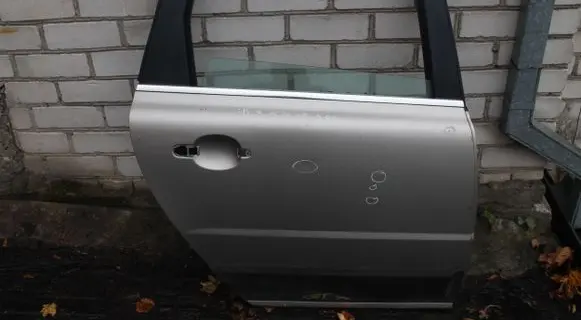 Volvo XC70 Front door 48416