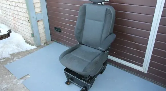 Renault Master III Front driver seat 