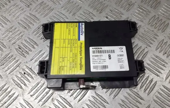 Volvo V50 Voice control module 6096618