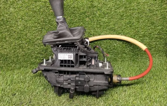 Audi A4 S4 B8 8K Gear selector 8K1713041AH