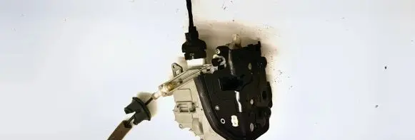 Audi A6 C7 Front door lock 8J2837015