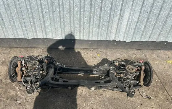Volkswagen Golf VIII Rear beam 