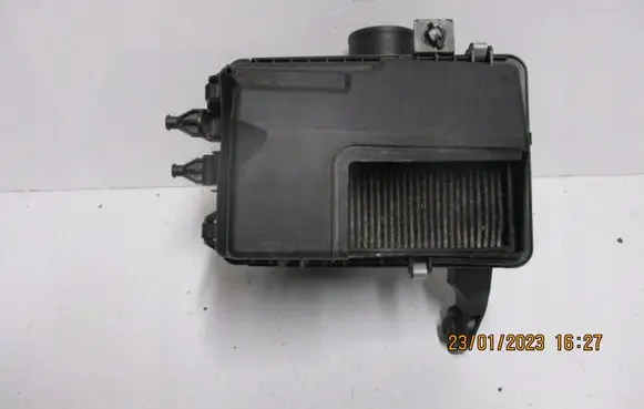 Nissan Qashqai Air filter box 