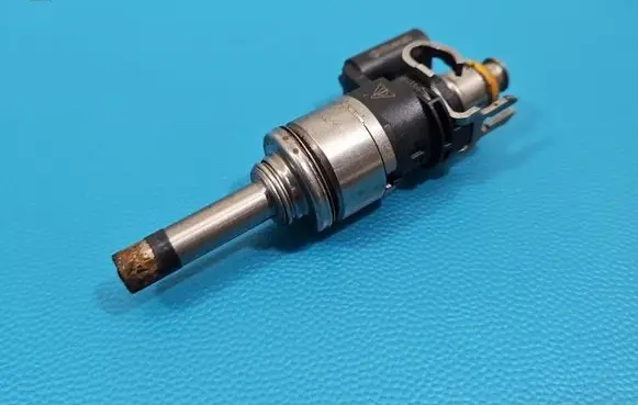 Porsche Panamera (970) Fuel injector 94611012860 IMPRK1520228