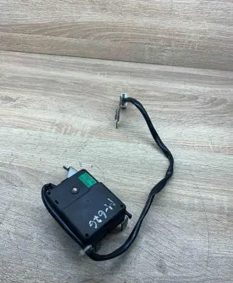 Mazda Xedos 6 Air flap motor/actuator 2005022 HB600G518A