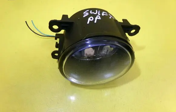 Suzuki Swift I Front fog light 89211943