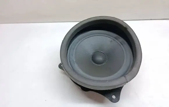 BMW X5 E53 Rear door speaker 8379093 65138379093