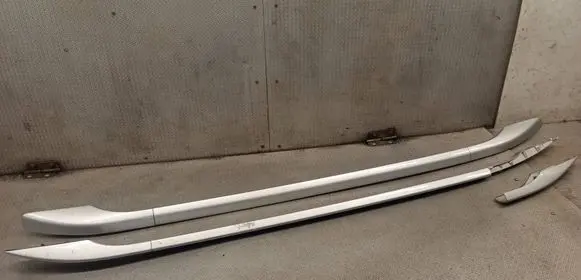 Toyota Avensis T250 Roof bar rail 