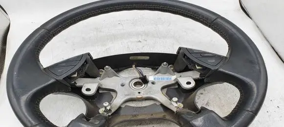 Chrysler Pacifica Steering wheel 6009231