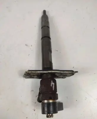 Audi A8 S8 D3 4E Fuel injector 0445110158 057130277A