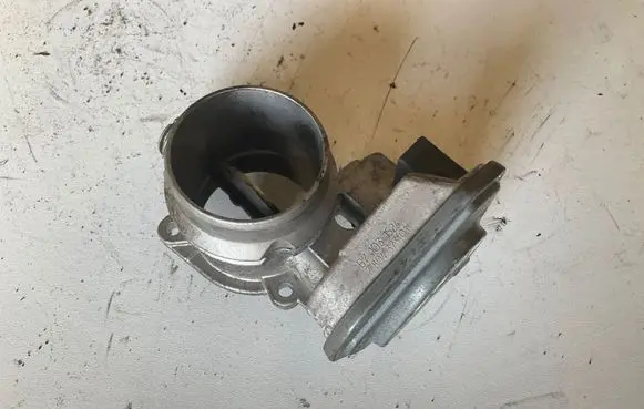 BMW 1 E81 E87 Throttle valve 7804373 B71031524 B21031524