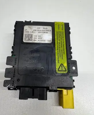 Volkswagen PASSAT B6 Steering angle sensor 3C0953549A 05113810 01103052
