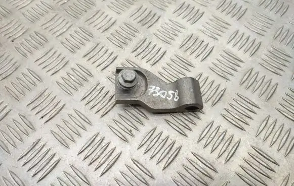 Volkswagen Golf VIII Engine mounting bracket 5Q0199588A
