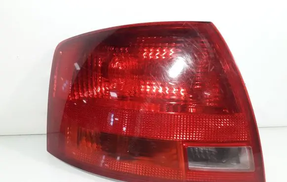Audi A4 S4 B7 8E 8H Rear/tail lights 8E9945095E