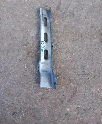 Subaru Legacy Fender mounting bracket
