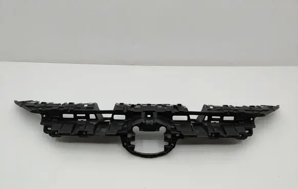 Toyota RAV 4 (XA50) Front bumper upper radiator grill 5311542010