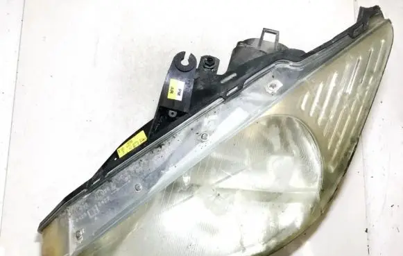 Ford Focus Headlight/headlamp