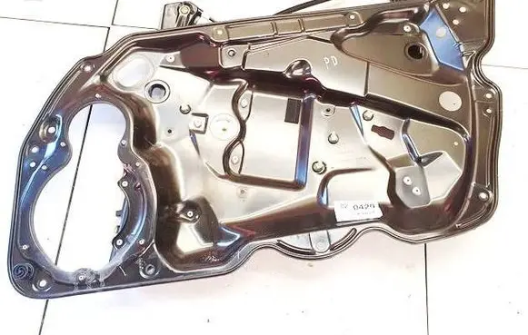 Volkswagen PASSAT B7 Sliding door window regulator with motor 3AA837756
