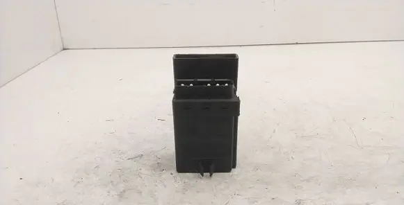 Glow plug pre-heat relay
