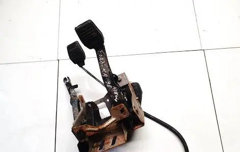 Ford Ka Brake pedal 97kb2455af 97kb-2455-af