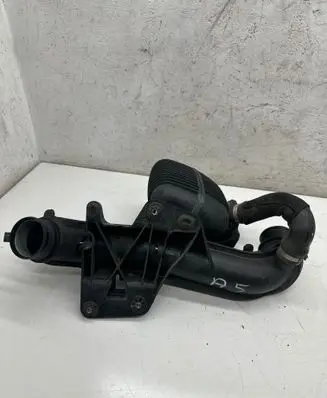 Audi A5 8T 8F Intake resonator 8K0145832