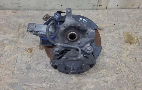 Chrysler Town u0026 Country V Front wheel hub spindle knuckle 047435730P