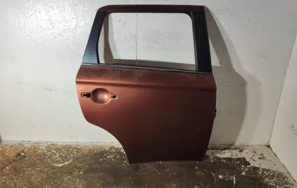 Mitsubishi Outlander Rear door 