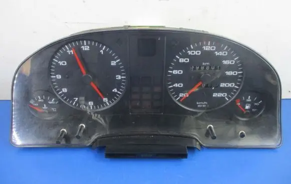 Audi 80 90 B3 Speedometer (instrument cluster) 893919033