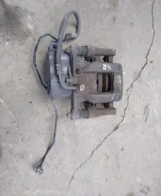 Citroen C5 Aircross Rear brake caliper AD777015