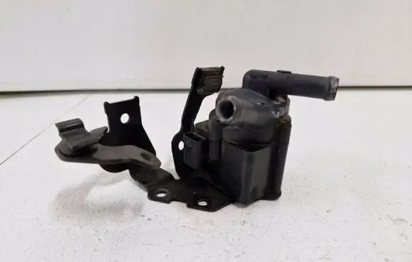 Peugeot RCZ Water pump 9806790980