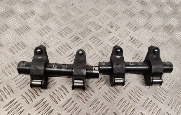 Volkswagen PASSAT B5.5 Valve rocker arm 038443B