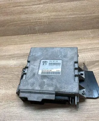 Peugeot 306 Engine control unit/module ECU 9624538180 IAW8P10