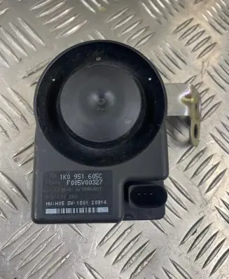 Audi Q5 SQ5 Alarm system siren 1K0951605C F005V00327