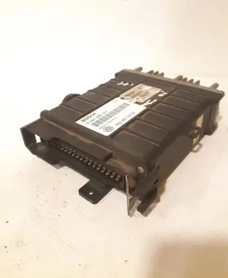 Volkswagen PASSAT B3 Engine control unit/module 443907311D 0261200271