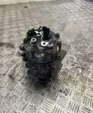 Ford C-MAX I Air conditioning (A/C) compressor (pump) 3M5H19D629HC