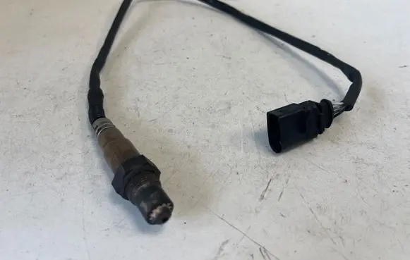 Audi A4 S4 B8 8K Lambda probe sensor 06H906262