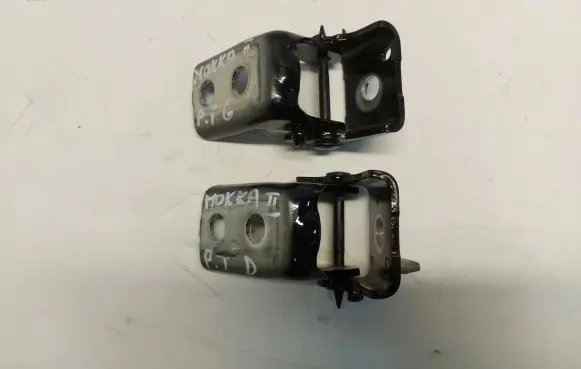 Rear door hinge set