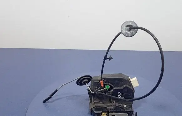 Mini One - Cooper R50 - 53 Front door lock