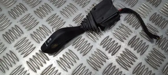 Opel Zafira A Indicator stalk 90560990 90560991
