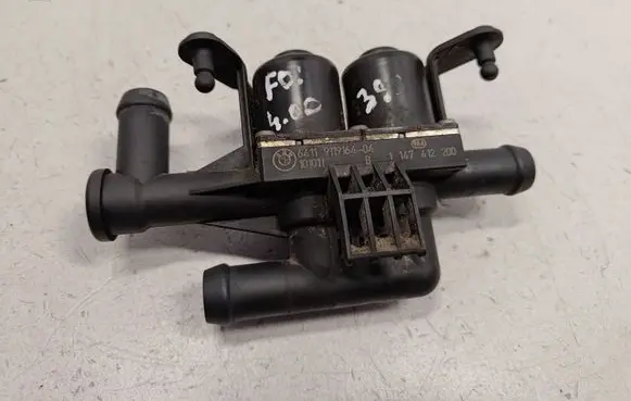 BMW 7 F01 F02 F03 F04 Coolant heater control valve 64539119164