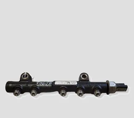 Volvo V40 Fuel main line pipe 9685297580 28497Z01 140561620