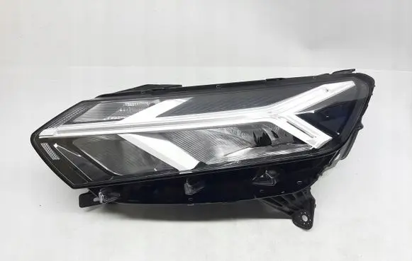 Dacia Sandero Headlight/headlamp 260602561R